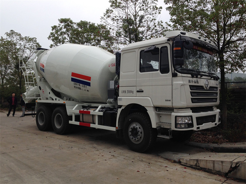 陜汽德龍12立方攪拌車(chē)