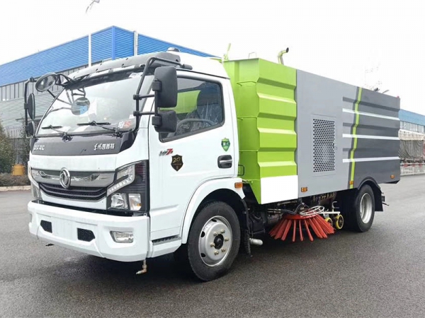 東風大多利卡5水/5塵洗掃車(國六)