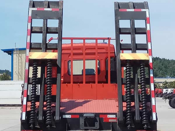 大運后八輪平板運輸車