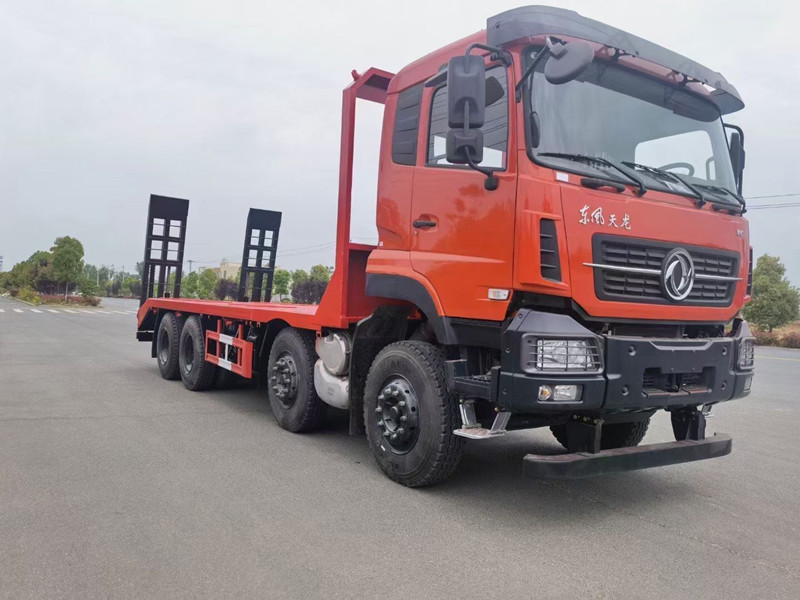 國六東風天龍前四后八平板運輸車，挖機拖車價格