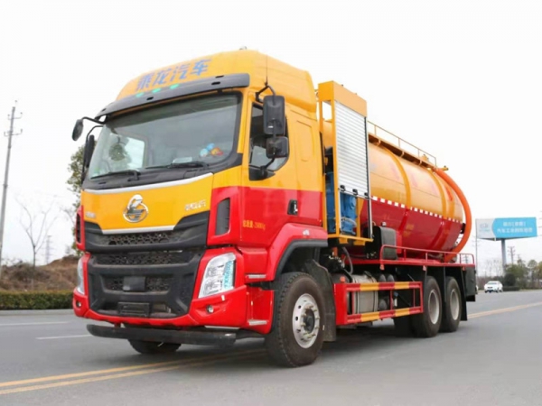 柳汽乘龍22方清洗吸污車