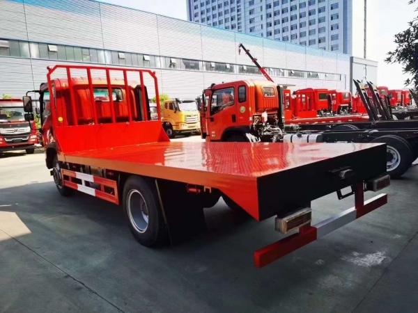 大運(yùn)平板拖車無爬梯