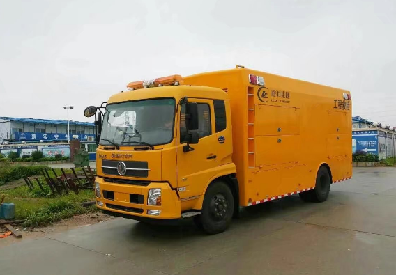 3200-4000立方搶險(xiǎn)車